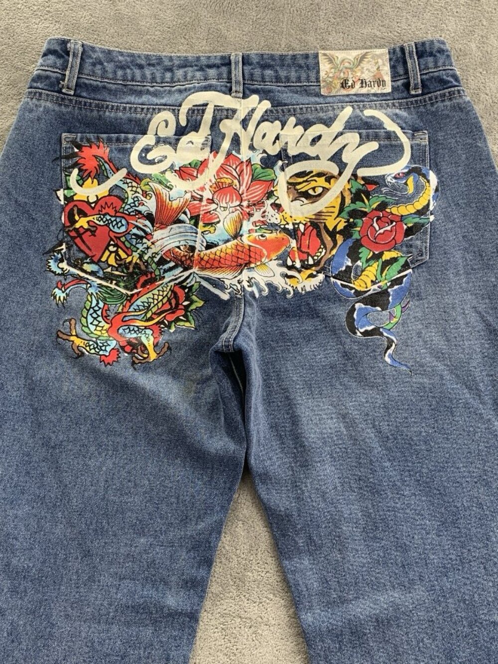 Ed Hardy Baggy Jeans Womens 32x31” Blue Multi Tattoo Painted Logo Koi Tiger Y2K - Picture 12 of 12